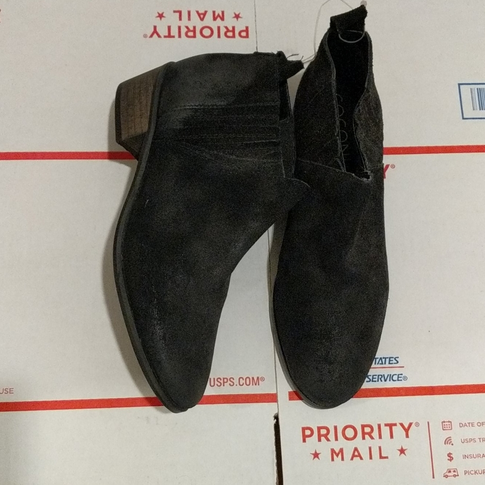 COCONUTS BY MATISSE WOMEN SUEDE BOOTS 6M LEATHER 🆕